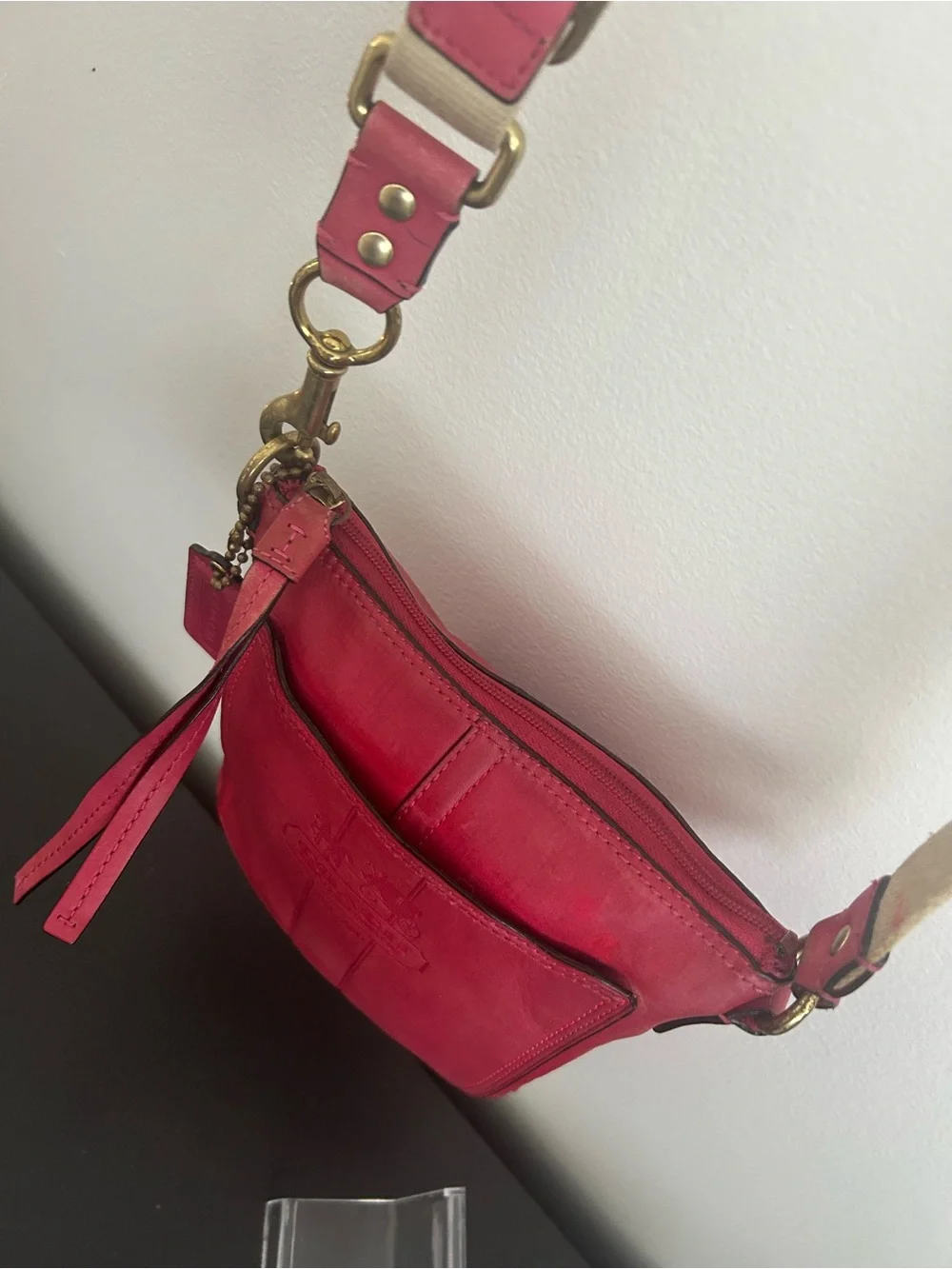Coach Legacy Pink Leather Crossbody Bag Vintage Adjustable Strap gloved leather - Picture 13 of 14
